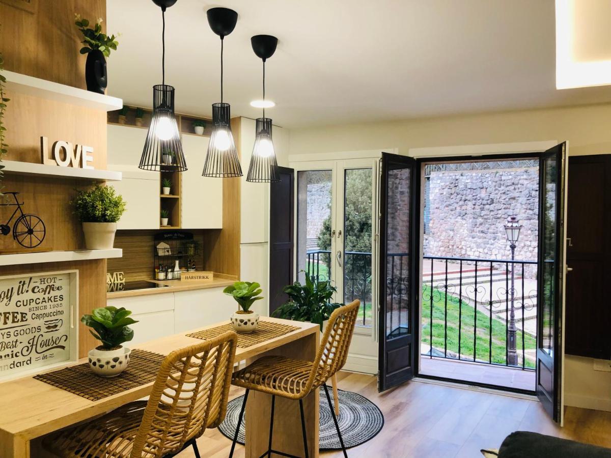 El Capricho Del Arco_Apartamentos Burgos Catedral Eksteriør bilde
