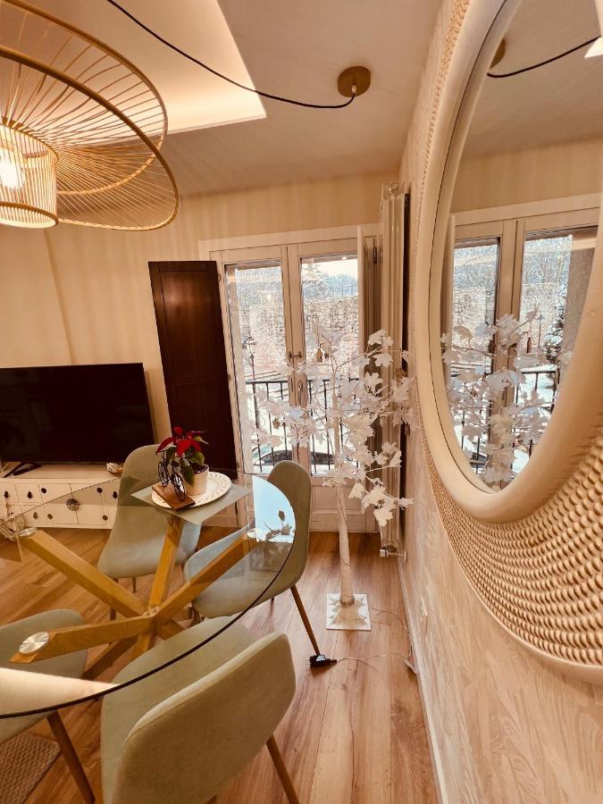 El Capricho Del Arco_Apartamentos Burgos Catedral Eksteriør bilde